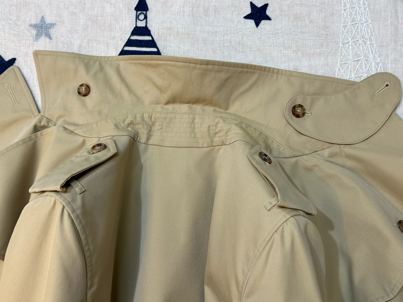 BURBERRY英國蜜色伊斯靈頓風衣UK8-10