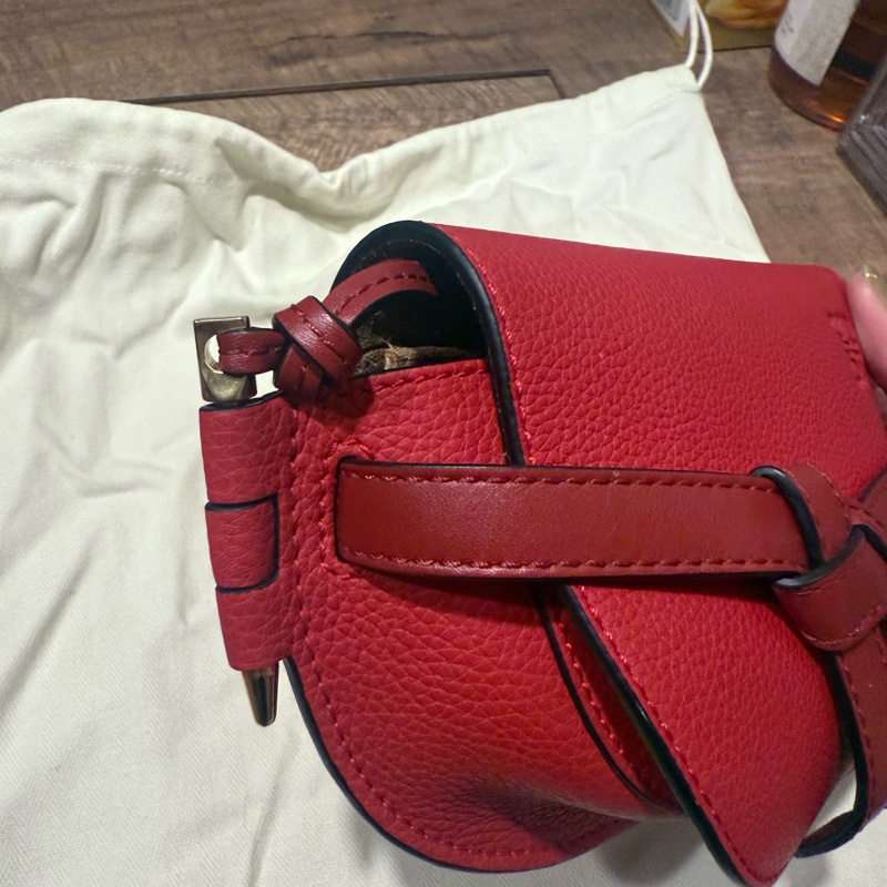 loewe mini gate 斜背包 紅色-9