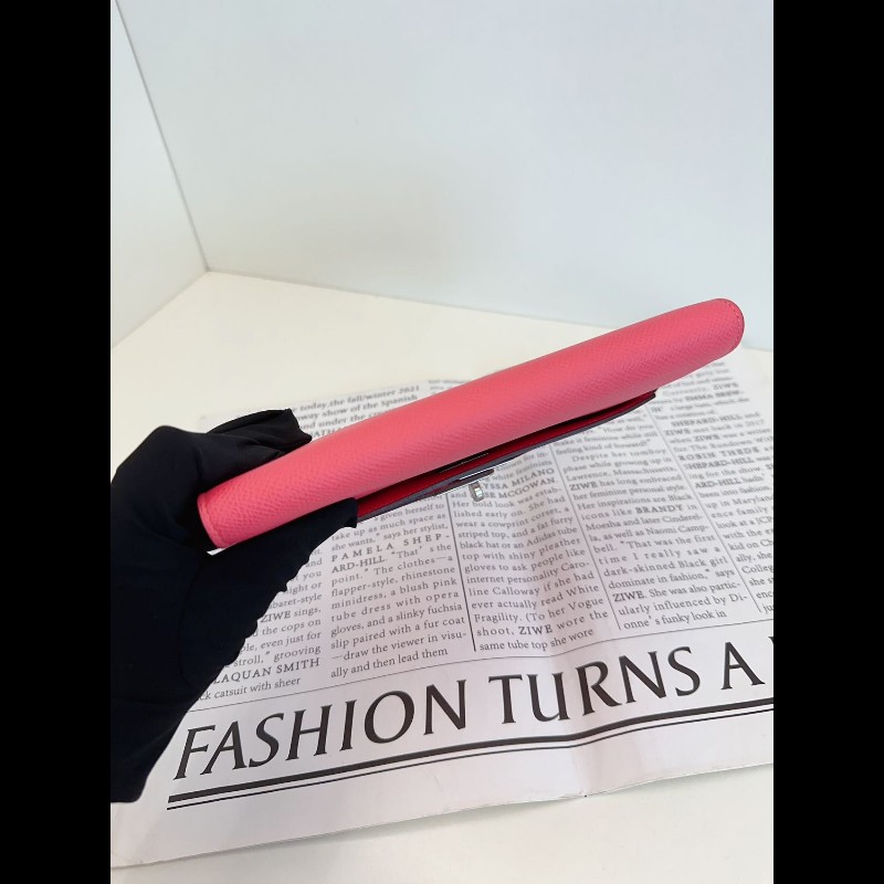 Hermes kelly long wallet
長款錢包 唇膏粉銀扣 
Epsom 皮-16