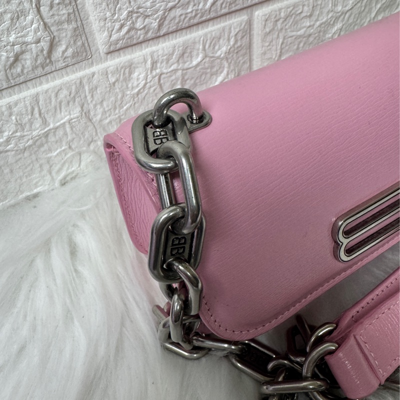 BALENCIAGA 粉色金屬BB迷你鏈包】-7