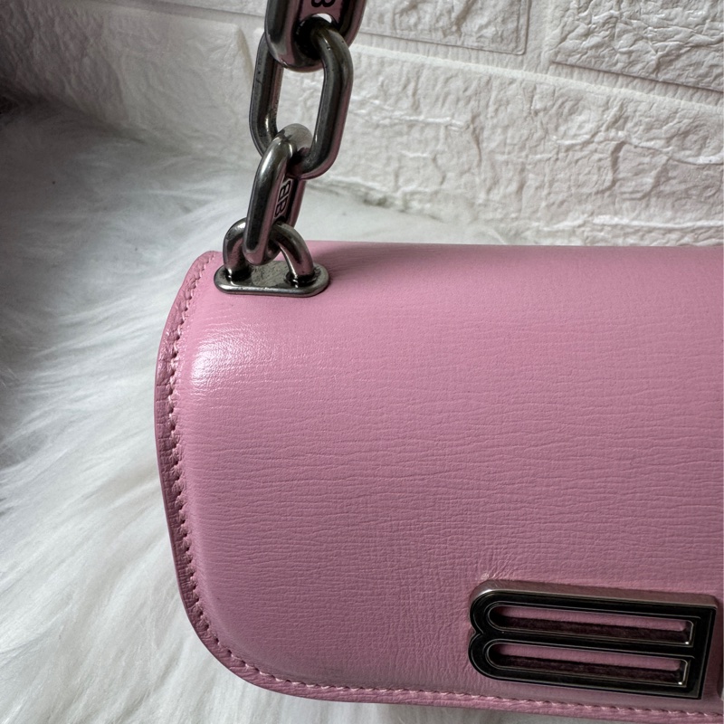 BALENCIAGA 粉色金屬BB迷你鏈包】-11
