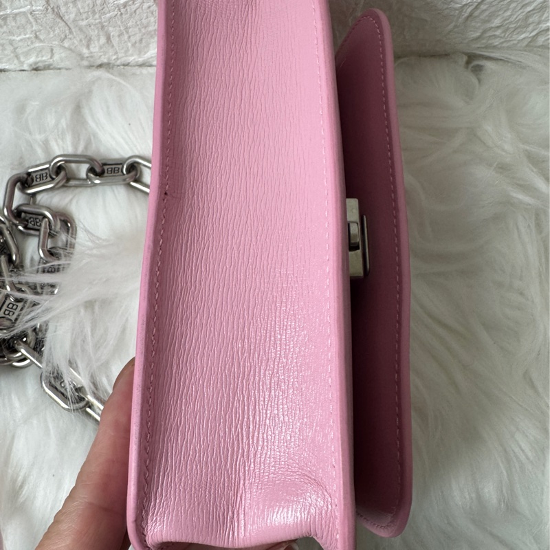 BALENCIAGA 粉色金屬BB迷你鏈包】-23