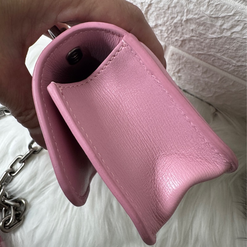 BALENCIAGA 粉色金屬BB迷你鏈包】-25