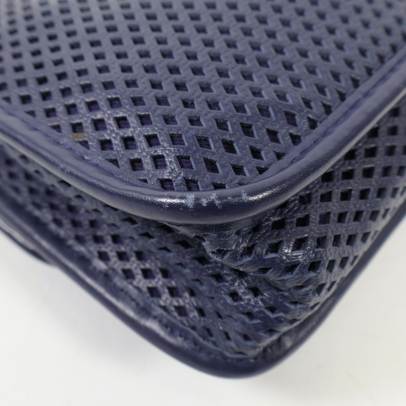 CHANEL 羊皮皮革Shoulder Bag銀扣肩背袋-12