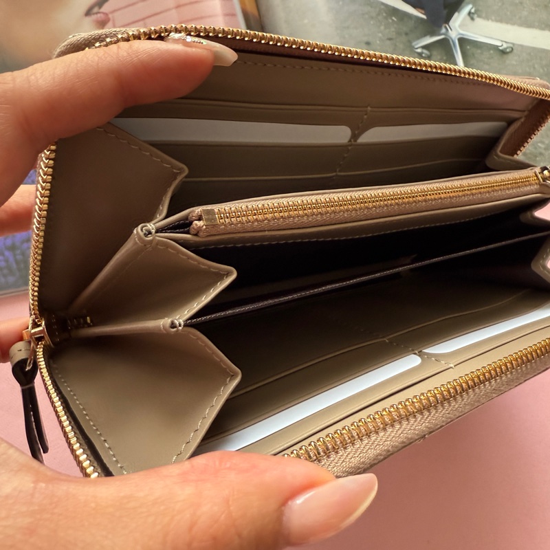 Gucci 全新奶茶色長夾 盒子都在-9