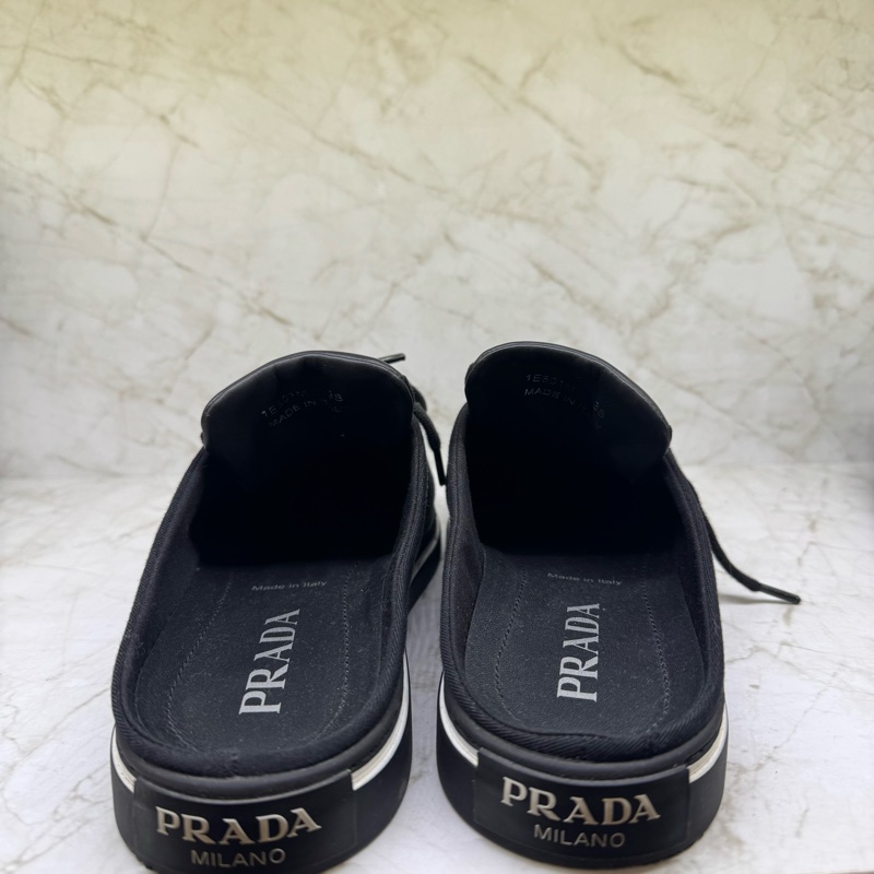 PRADA黑色白車線懶人鞋/38-2