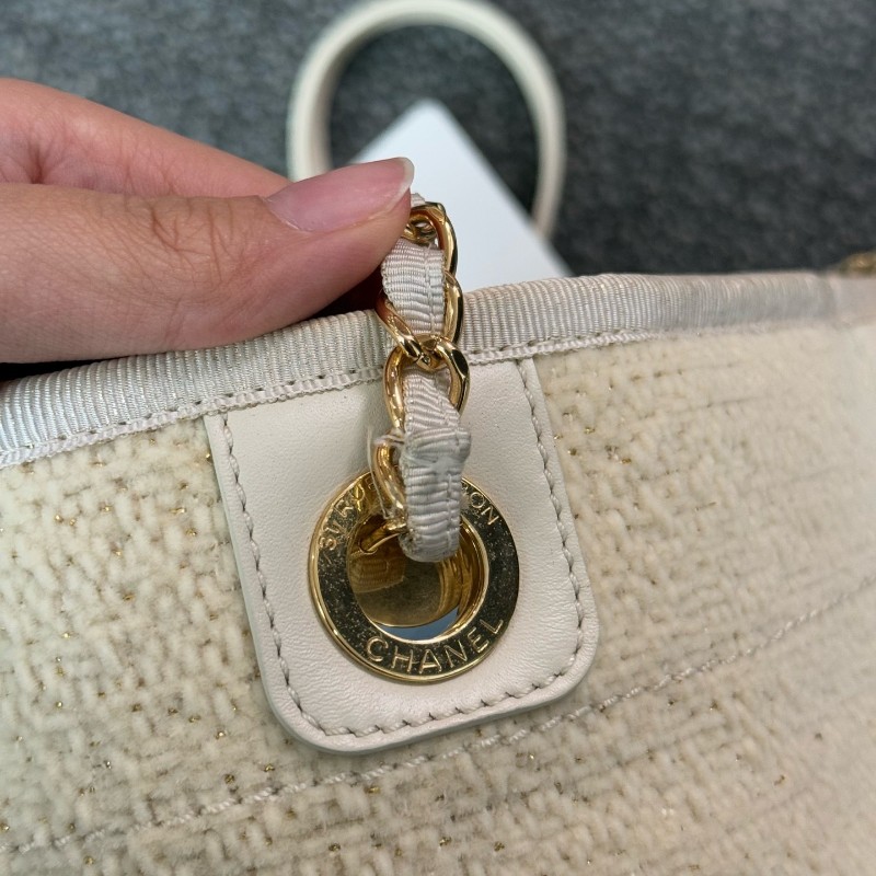 Chanel 米白金絲logo沙灘包肩背包tote-17