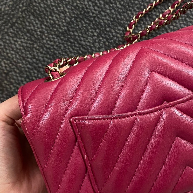 Chanel 紫紅色金扣V紋羊皮cf大mini 肩背包斜背包-13