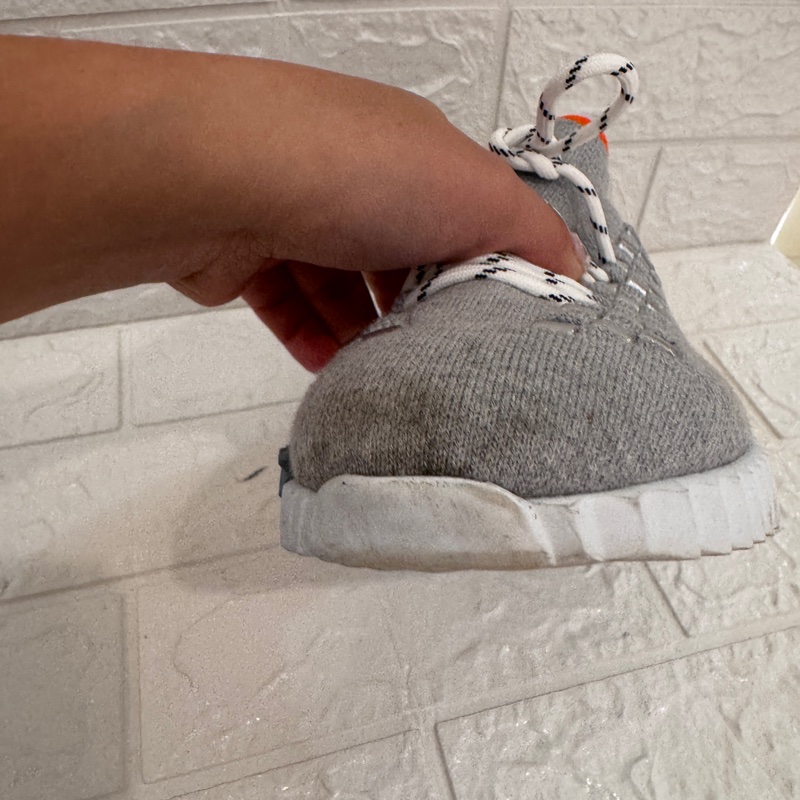 Hermes 美美的休閒鞋38.5-16