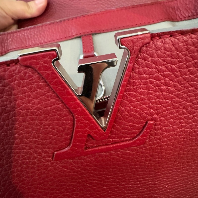 LV 路易威登 Capucines 卡普欣紅色荔枝紋牛皮銀扣手提大號-24