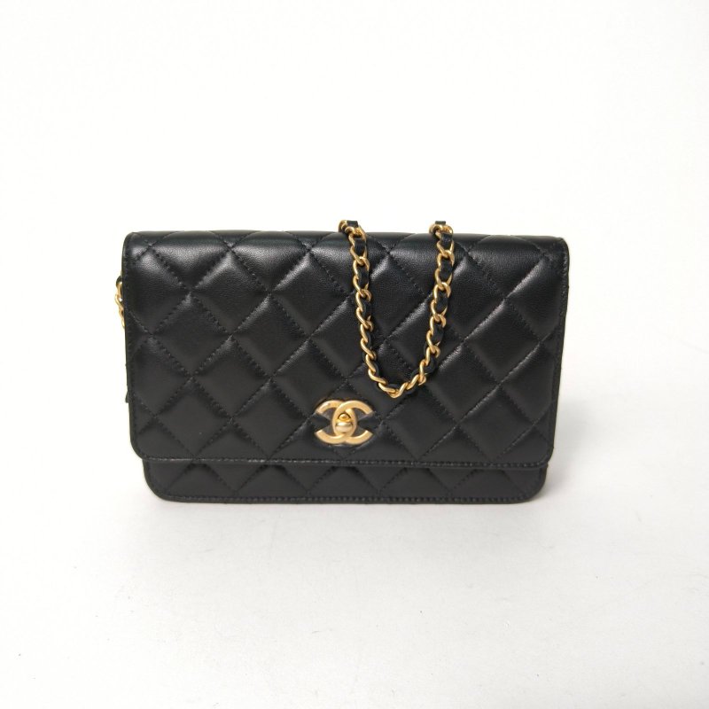 CHANEL CFWOC19黑色羊皮30開金扣金球調節扣肩帶肩背包-0