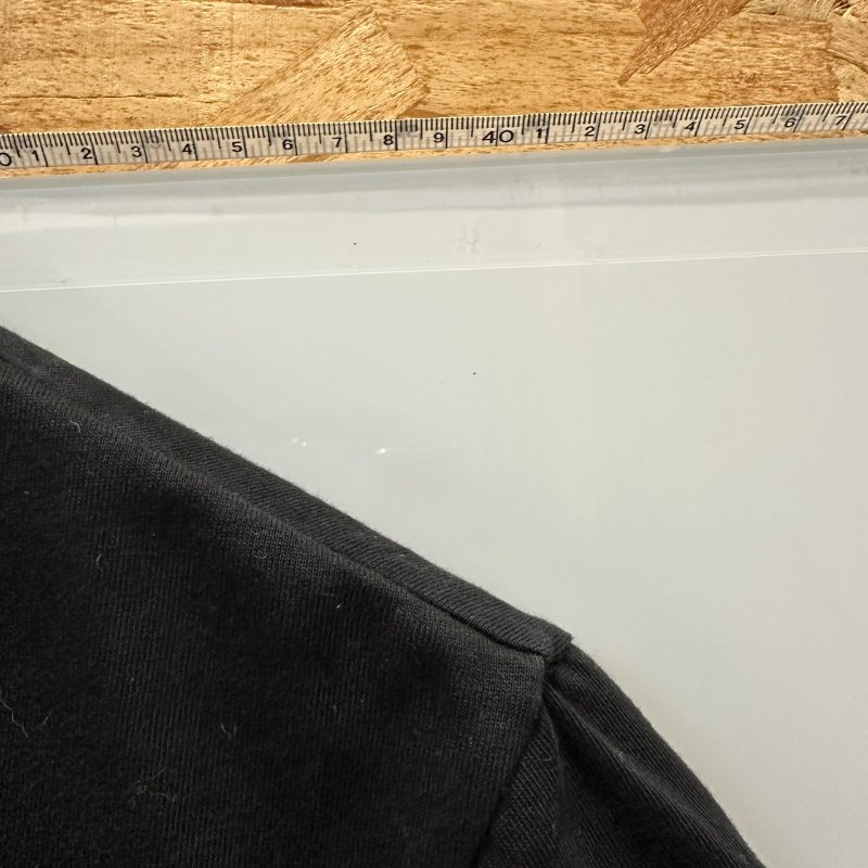 【美收精品】MONCLER 黑底白字短袖上衣 4-266【隔月月中將轉賣至日本 上架期限30天】-9