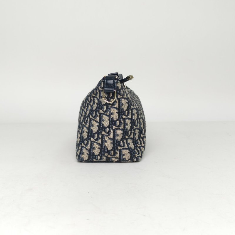 DIOR DiortravelNomad飯盒包中號22藍色帆布淺金扣2024肩背包-1