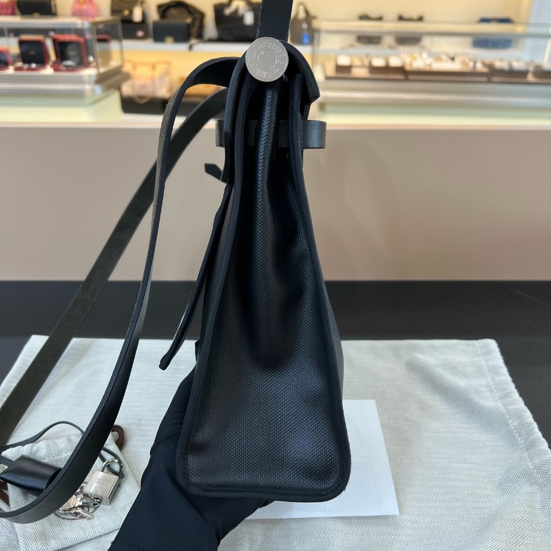 Hermes herbag 31黑白防水布拼色銀釦-2