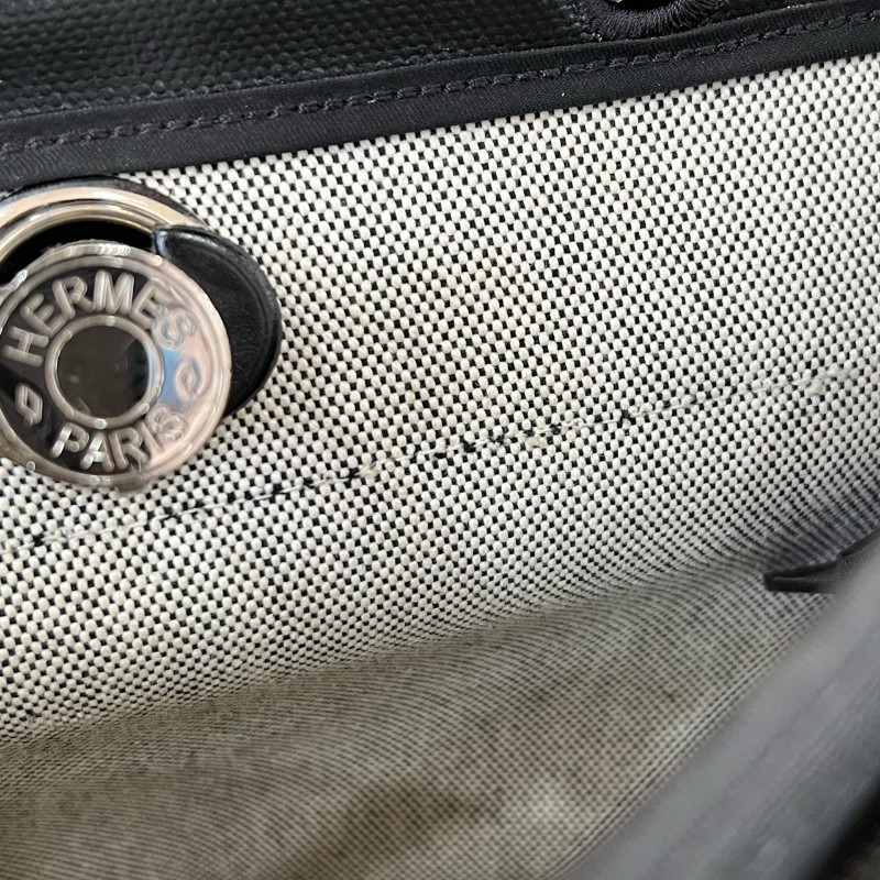 Hermes herbag 31黑白防水布拼色銀釦-13