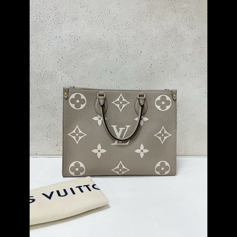LV onthego tote 
大象灰全皮白花 中號-0
