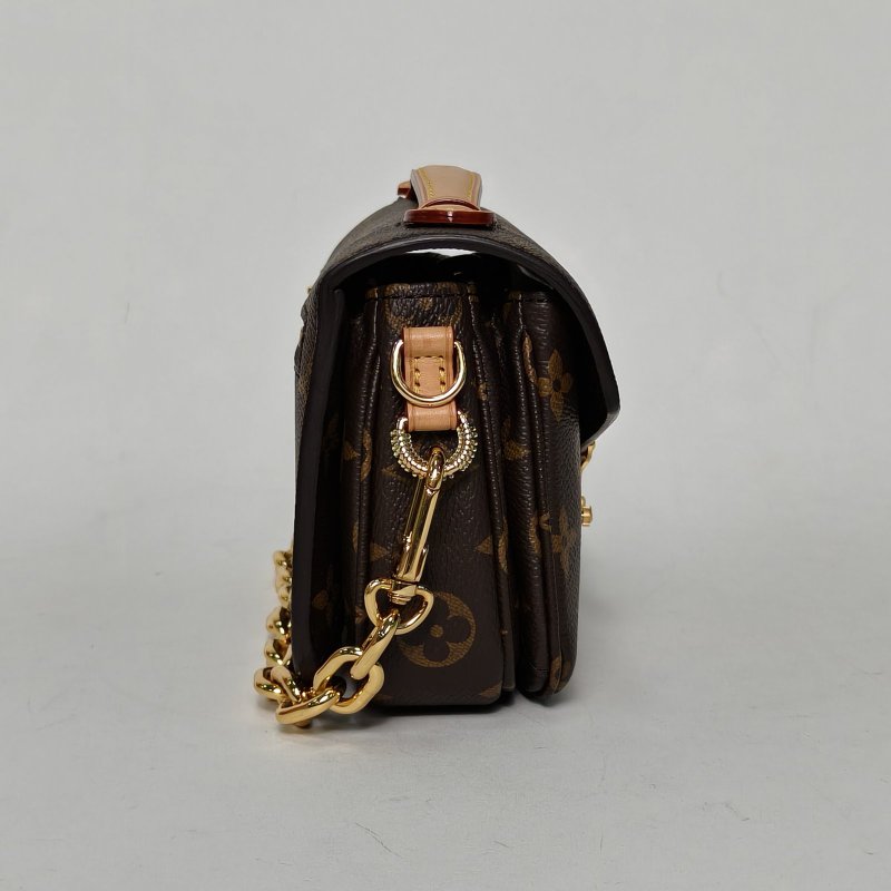 LOUIS VUITTON MetisPochetteEastWest橫版郵差包老花PVC金扣晶片肩背包-1