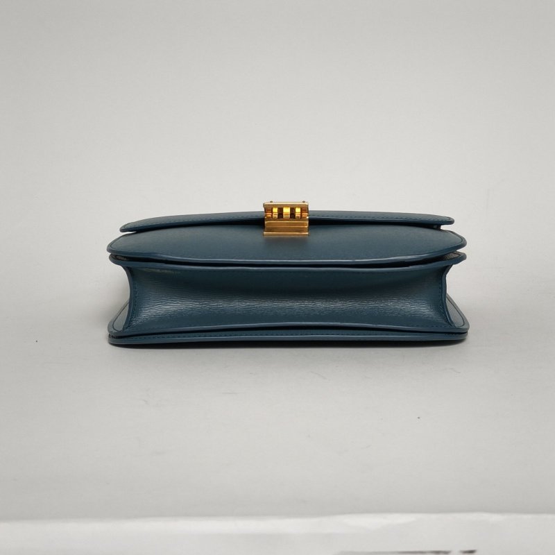 CELINE ClassicBox中號藍色牛皮金扣肩背包-4