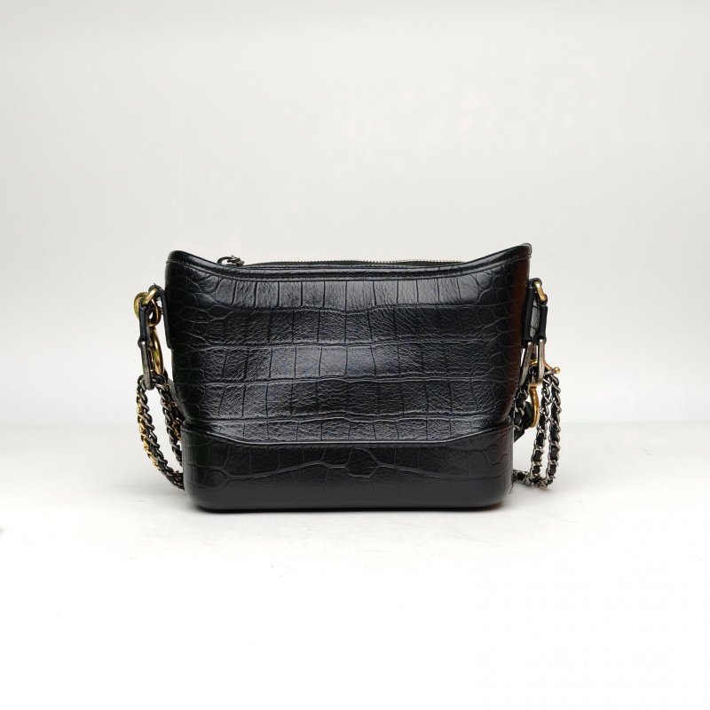 CHANEL GABRIELLE流浪小號20黑色牛皮28開金銀扣鱷魚壓紋寬LOGO手提肩背包-2