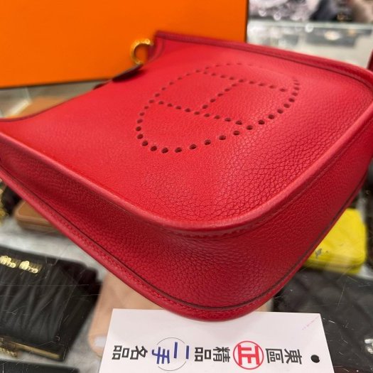 東區正精品㊣HERMES MINI EVELYNE 16cm 愛馬仕紅色全皮H 洞洞金釦迷你斜背包 Y刻 RZ5982-4