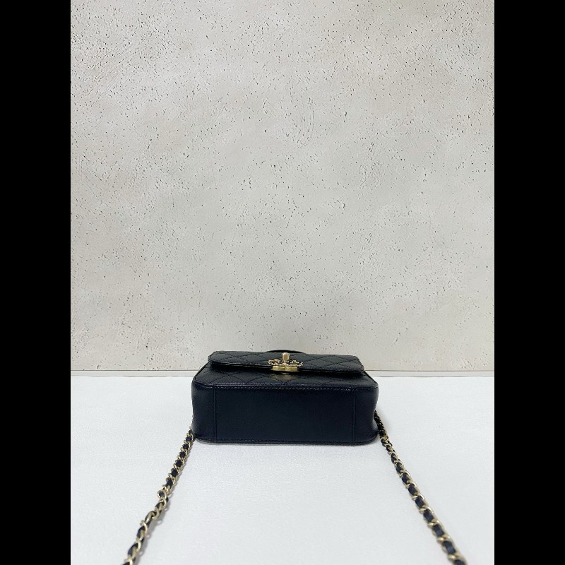 Chanel 19bag flap bag-4