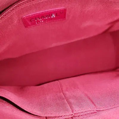 CHANEL GABRIELLE 中號 自色牛皮萎格紋絎縫流浪包單肩包斜挎包-9