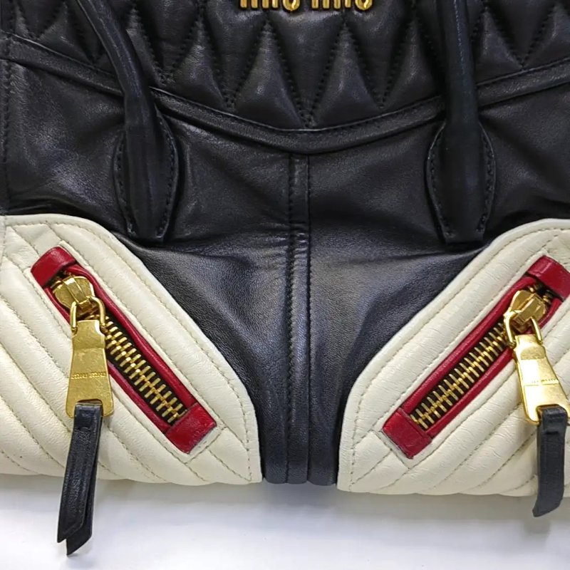 Miu Miu Crystal 黑色牛皮單肩包斜挎包手提包金色五金 可拆卸肩帶-7