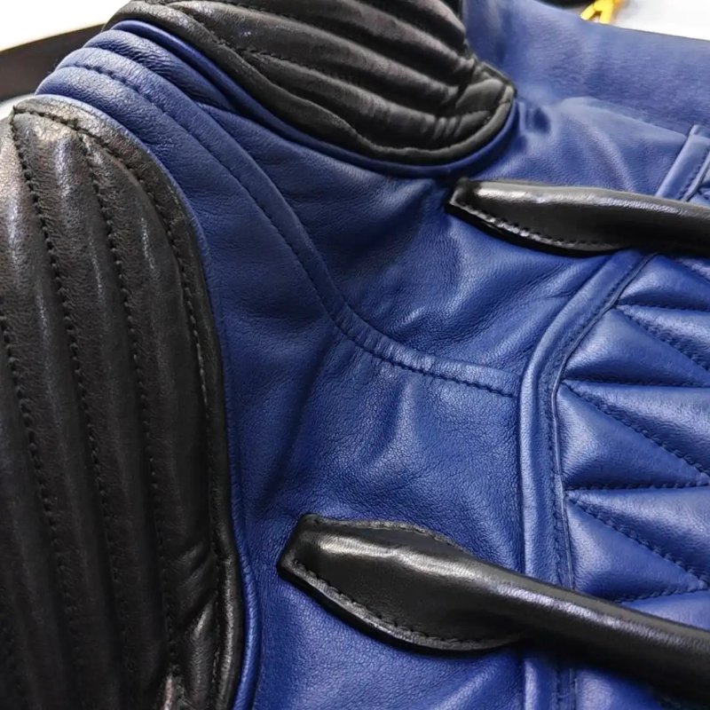 Miu Miu 托特包 藍色羊皮绗縫單肩包手提包 金色五金 可拆卸肩帶-11