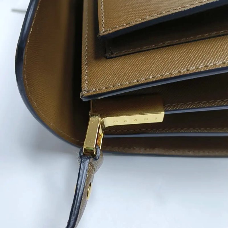 MARNI Trunk 中號 棕色牛皮單肩包-7