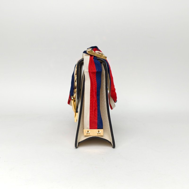 GUCCI Sylvie塞爾維亞絲帶包小號25.5蜜蜂星星燙金白色牛皮金扣肩背包-1