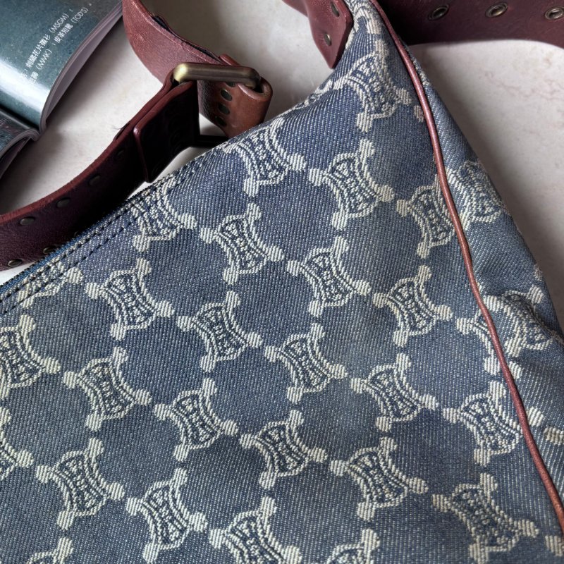 ::Celine:: 經典凱旋門 花紋單寧彎月包 斜背包 肩背包 hobo Pre-Owned 2010 Macadam Denim Crossbody-9