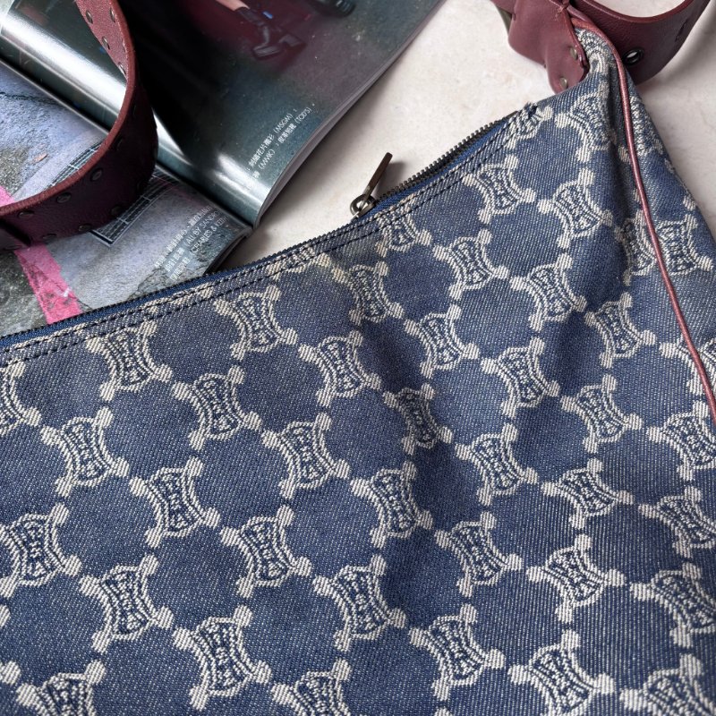 ::Celine:: 經典凱旋門 花紋單寧彎月包 斜背包 肩背包 hobo Pre-Owned 2010 Macadam Denim Crossbody-17