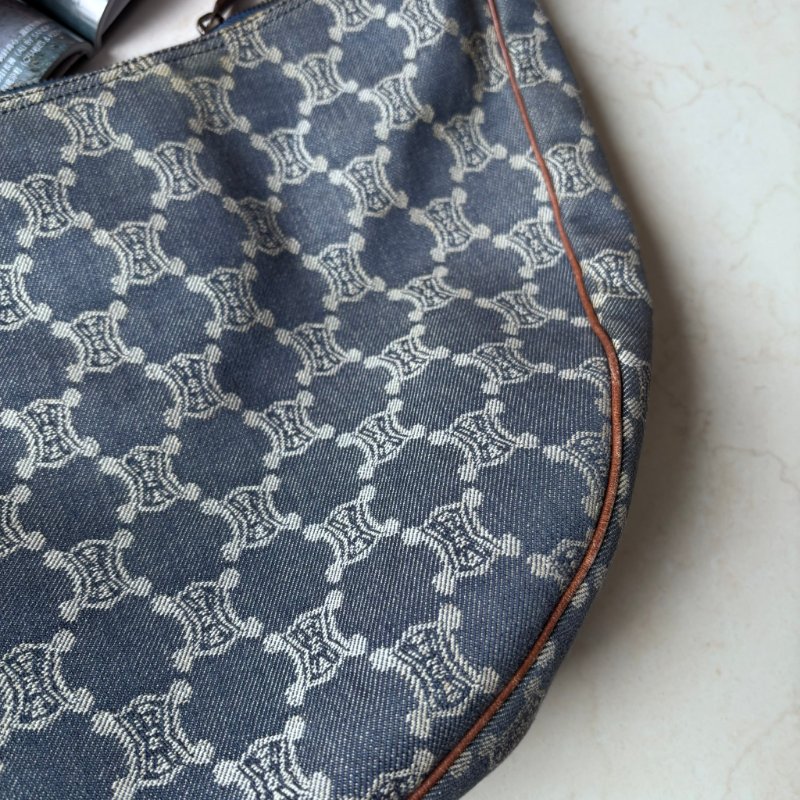 ::Celine:: 經典凱旋門 花紋單寧彎月包 斜背包 肩背包 hobo Pre-Owned 2010 Macadam Denim Crossbody-18