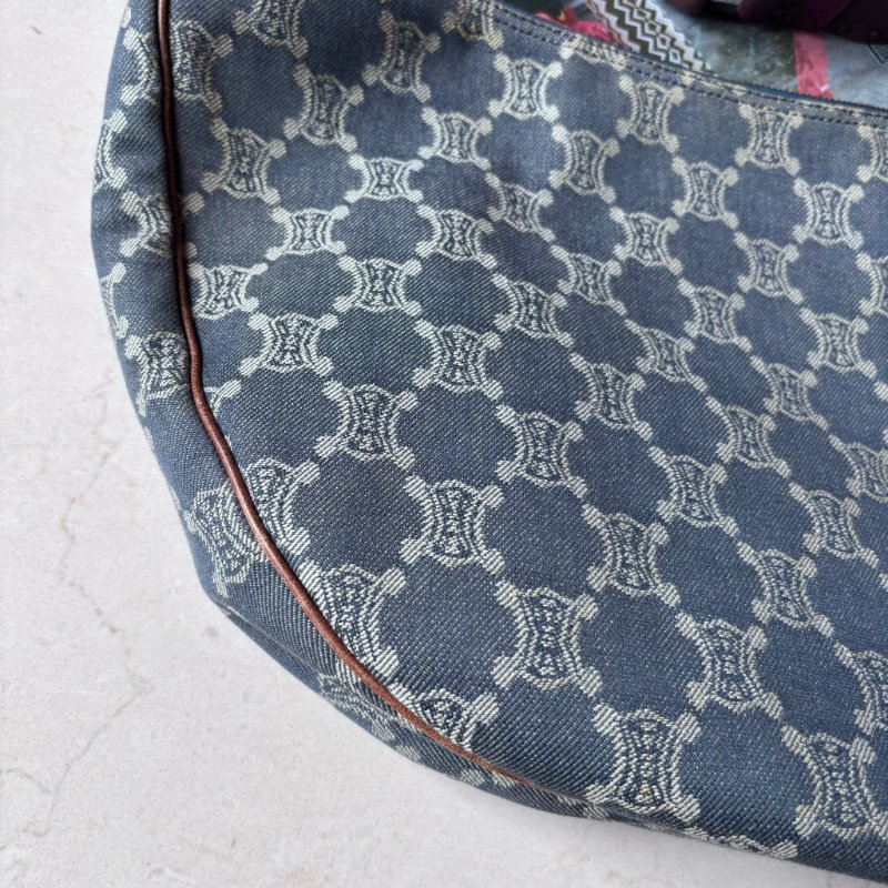 ::Celine:: 經典凱旋門 花紋單寧彎月包 斜背包 肩背包 hobo Pre-Owned 2010 Macadam Denim Crossbody-20