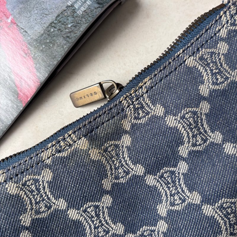::Celine:: 經典凱旋門 花紋單寧彎月包 斜背包 肩背包 hobo Pre-Owned 2010 Macadam Denim Crossbody-31