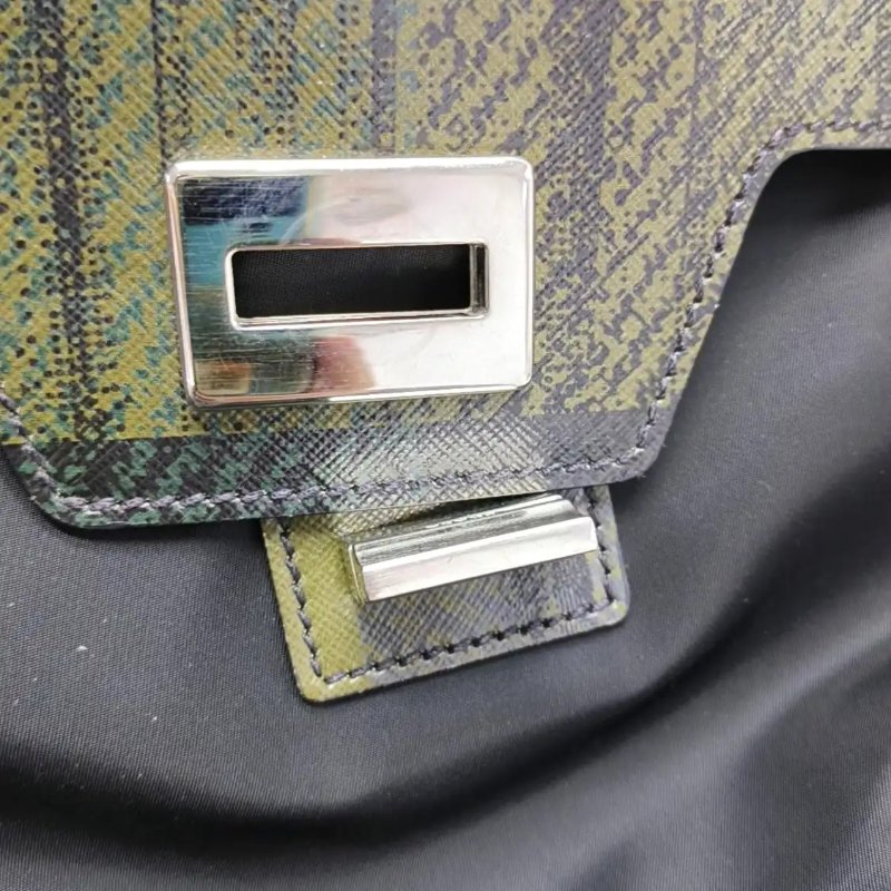 PRADA 黑色織物印花手提包 銀色五金-9