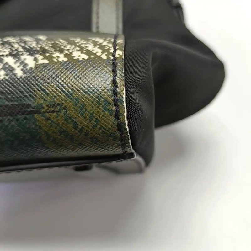 PRADA 黑色織物印花手提包 銀色五金-10
