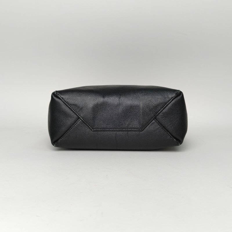 CELINE CABAS水桶包小號黑色牛皮銀扣肩背包-4