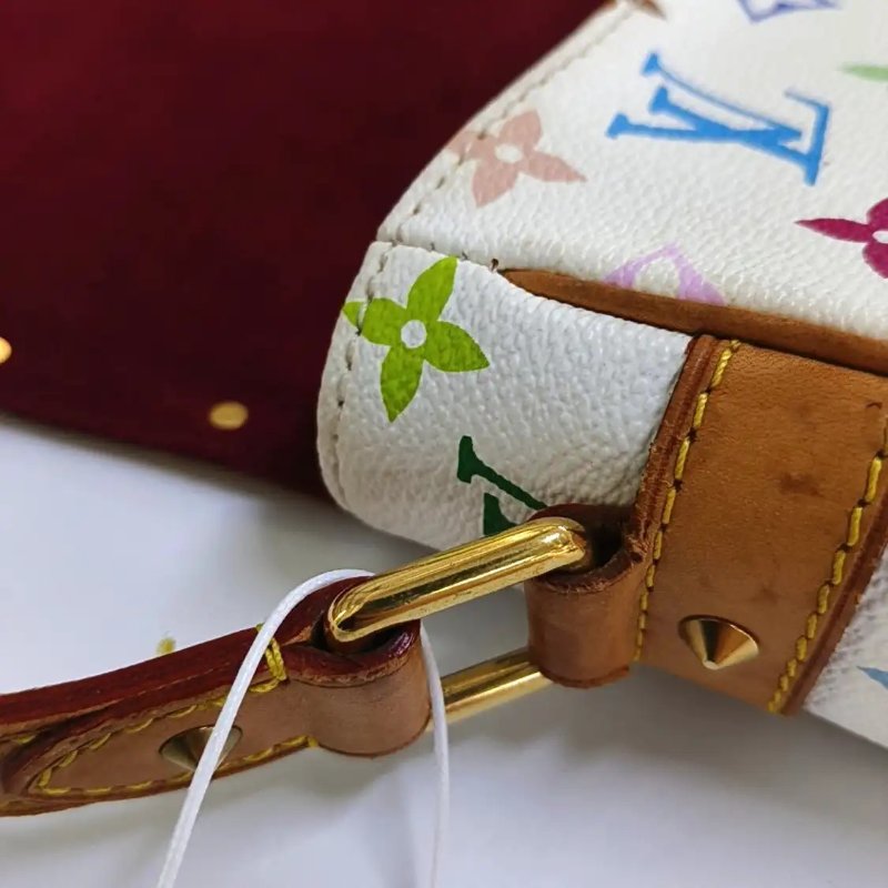 LOUIS VUITTON SOLOGNE 白三彩塗層帆布老花斜挎包單肩包 金色五金-6