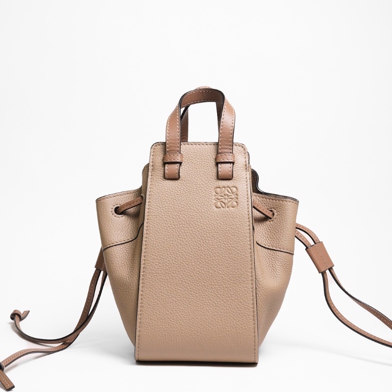 loewe mini hammock 吊床包 （沙色）-1
