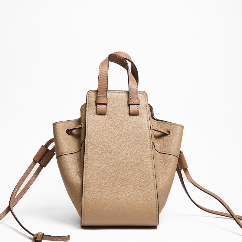 loewe mini hammock 吊床包 （沙色）-2