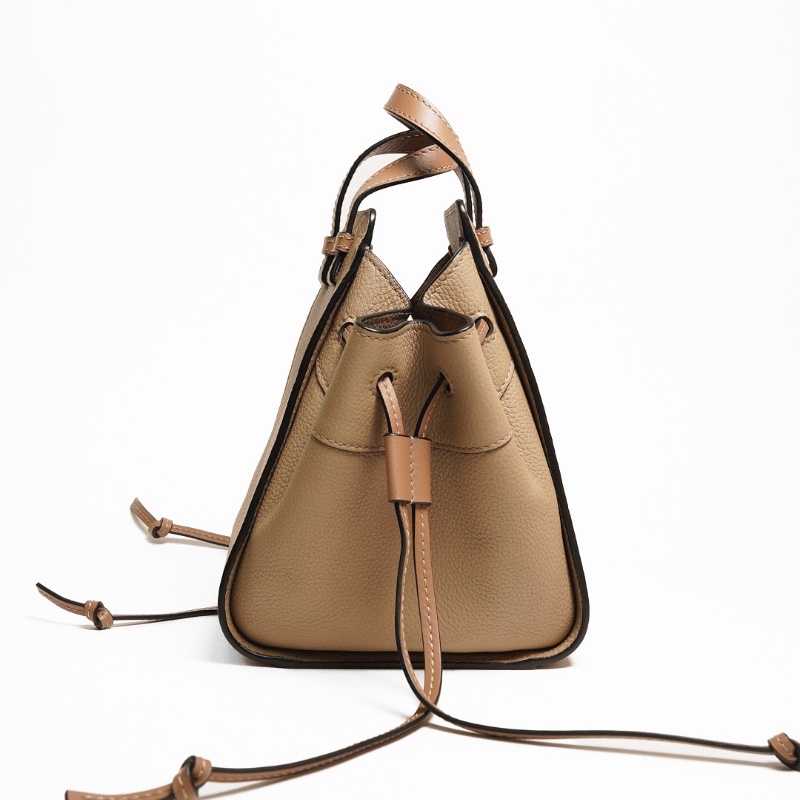 loewe mini hammock 吊床包 （沙色）-4