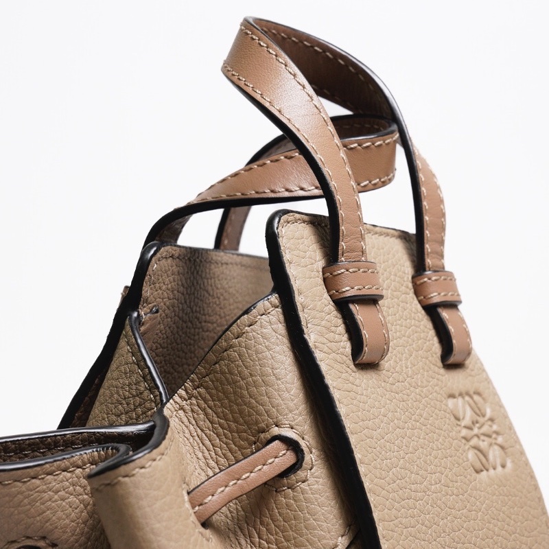 loewe mini hammock 吊床包 （沙色）-7