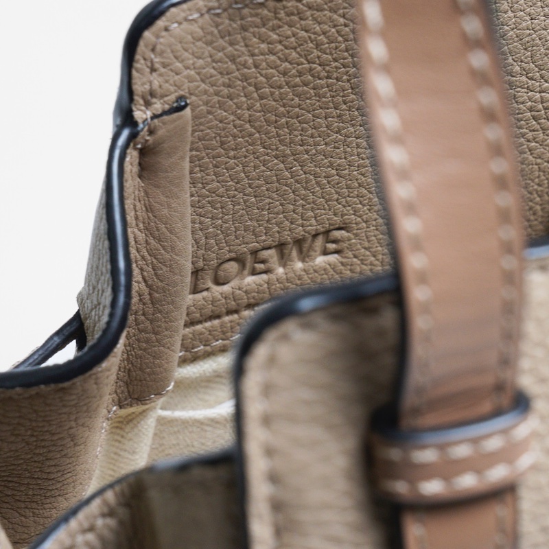 loewe mini hammock 吊床包 （沙色）-18