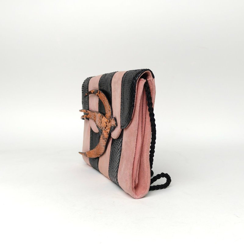 MIU MIU 拼色蛇皮銀扣燕子圖案斜挎包手拿包肩背包-4