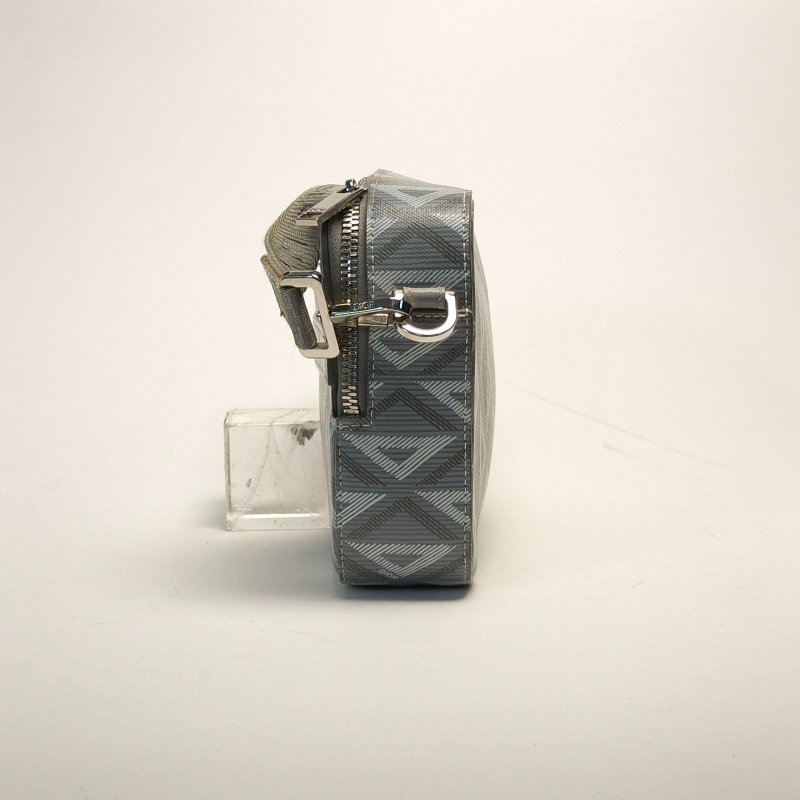 DIOR 灰色PVC銀扣2022Diamond相機包單肩斜挎包信使包肩背包-3