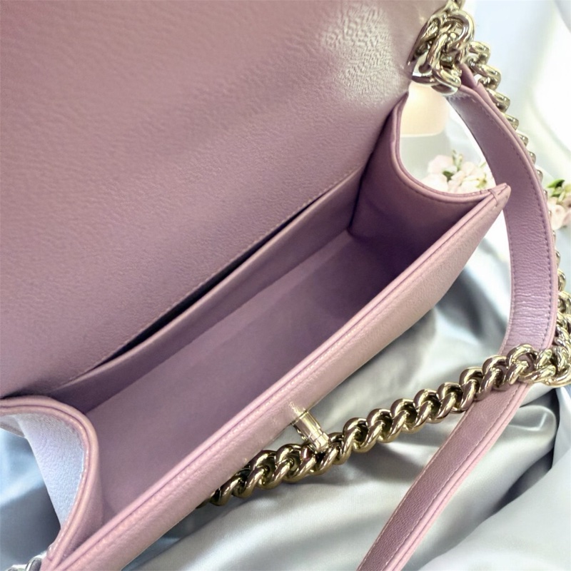 CHANEL紫色小Boy-9