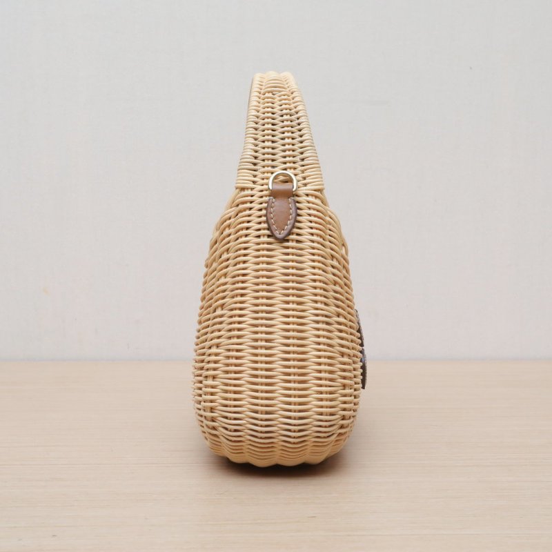 MIU MIU 米色草編金扣hobo新款刺繡刻字徽標編織手提斜挎包肩背包-3