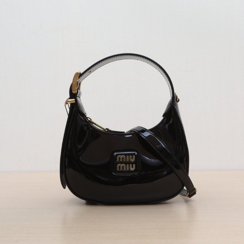 MIU MIU 黑色漆皮新款Wangderhobo肩背包-0
