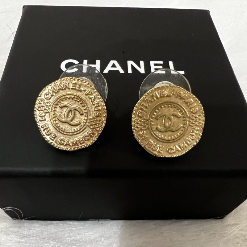 香奈兒CHANEL復古金色錢幣款針式耳環-0